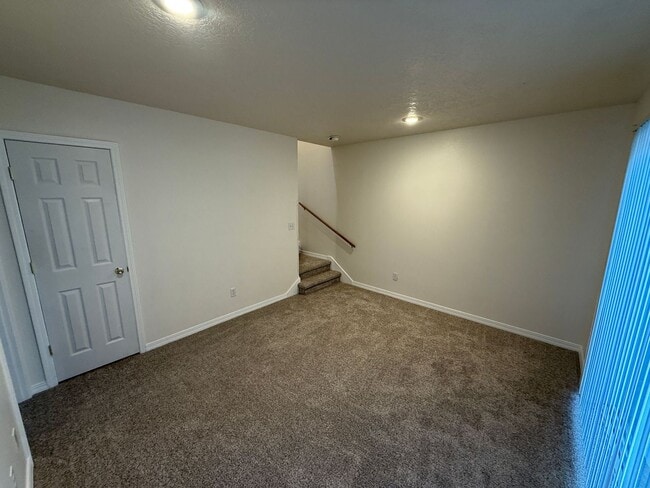 Building Photo - 180-190 NE 10th St