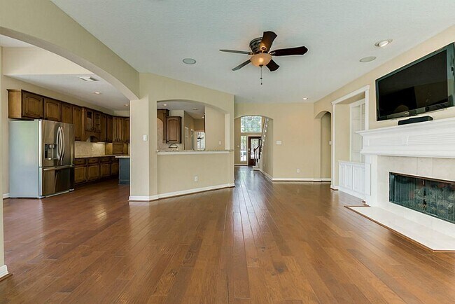 Building Photo - 22418 Bridgehaven Dr