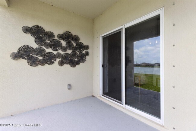 Building Photo - 1103 Dunes Ave