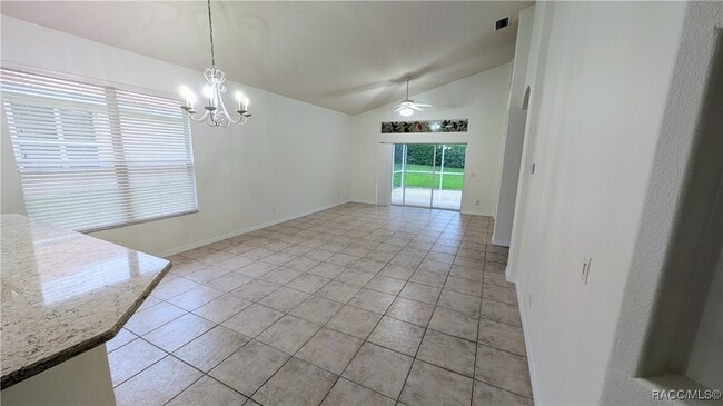 Building Photo - 856 W Silver Meadow Loop