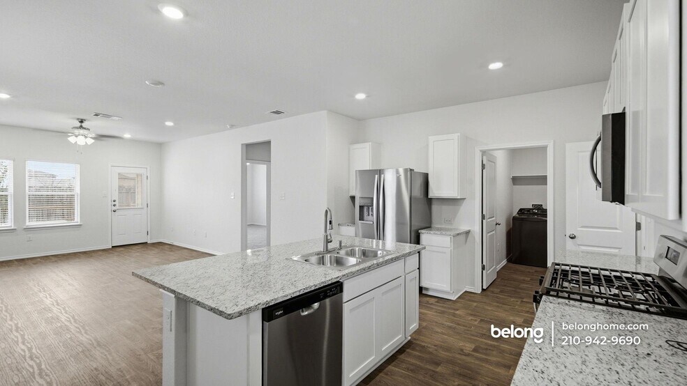 Building Photo - 15619 Garam Trl