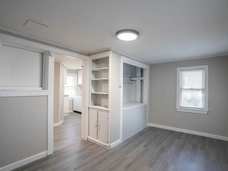 Living room area - 1315 S Carson Ave