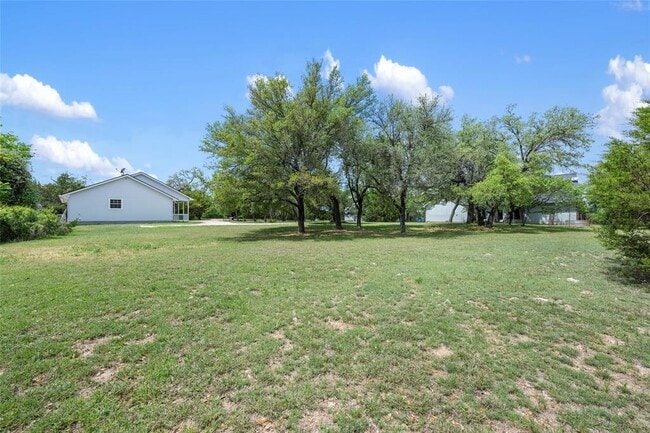 Building Photo - 391 Liberty Dr