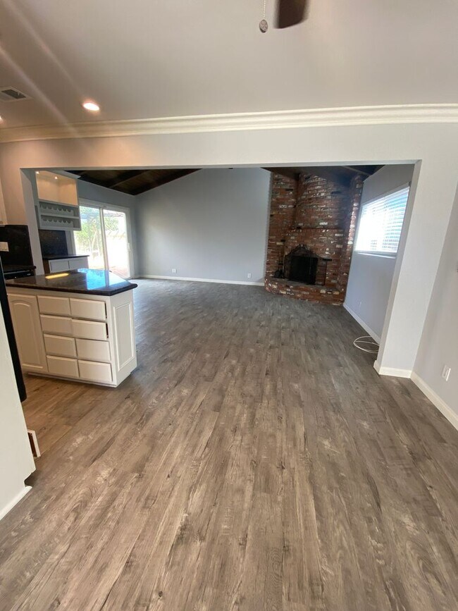 Building Photo - Harbor City- Single Family Home