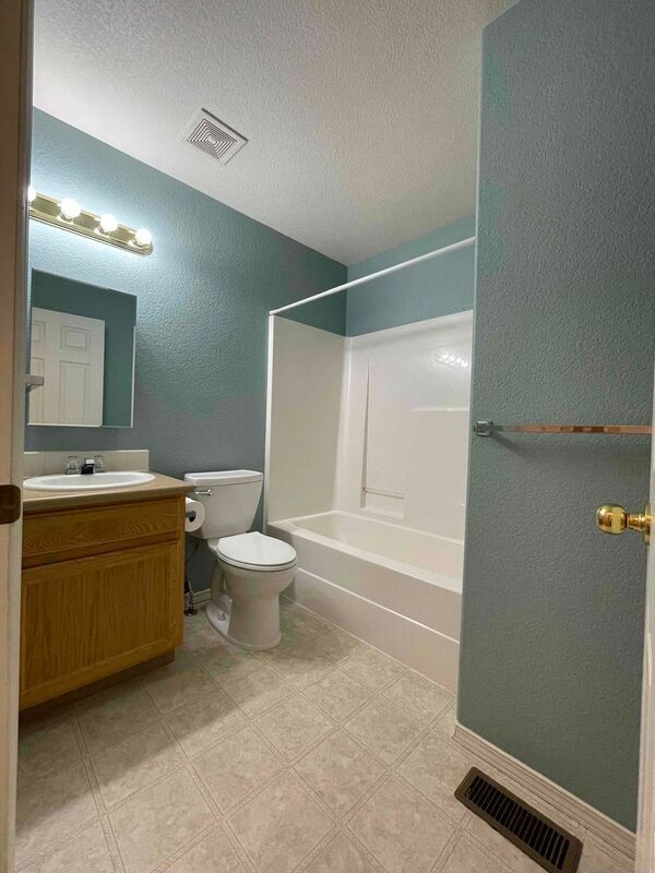 Building Photo - 451 Stardust Ct