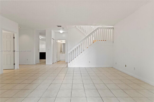 Building Photo - 15076 SW 51st St