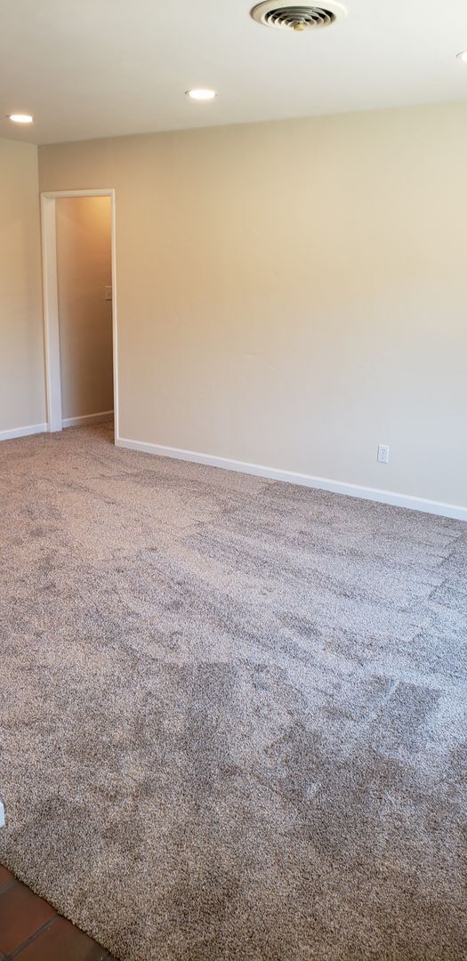 Building Photo - Fletcher Hills- 3 Bedroom/3 Bath Home For ...