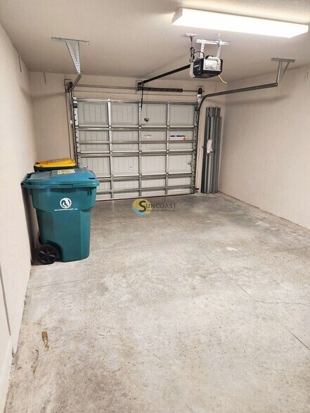 Building Photo - 6164 Allied Ct