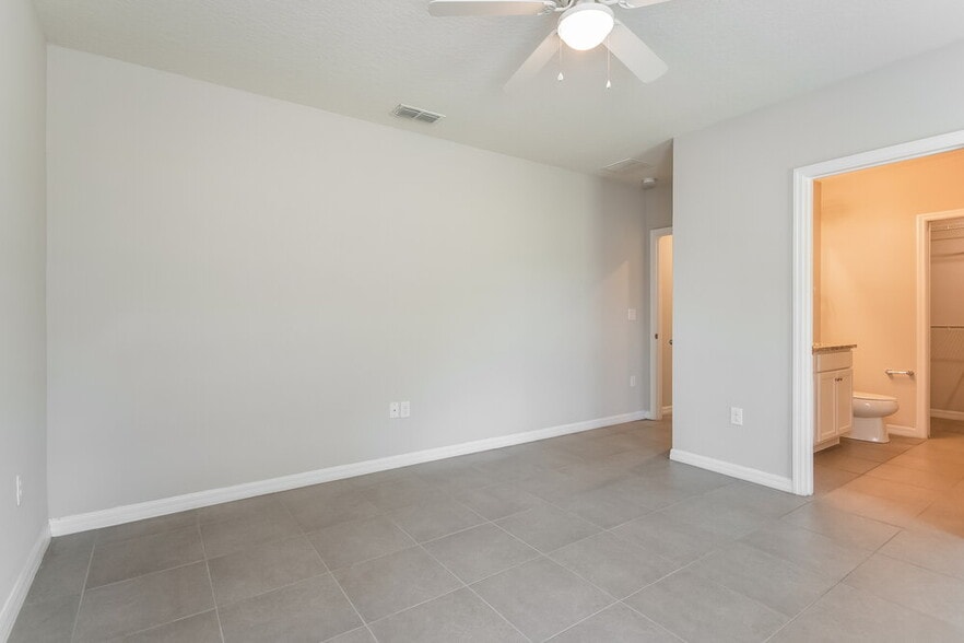 Building Photo - 1013 Coatbridge Dr