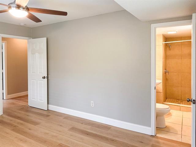Building Photo - 701 Tanglewood Dr