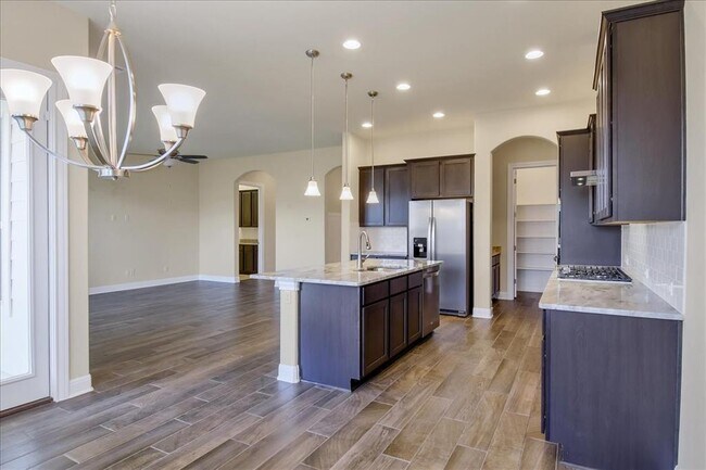 Building Photo - 3750 E Palm Valley Blvd