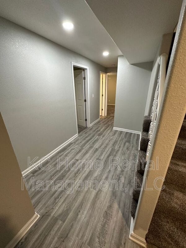 Building Photo - 8201 Woodson Dr
