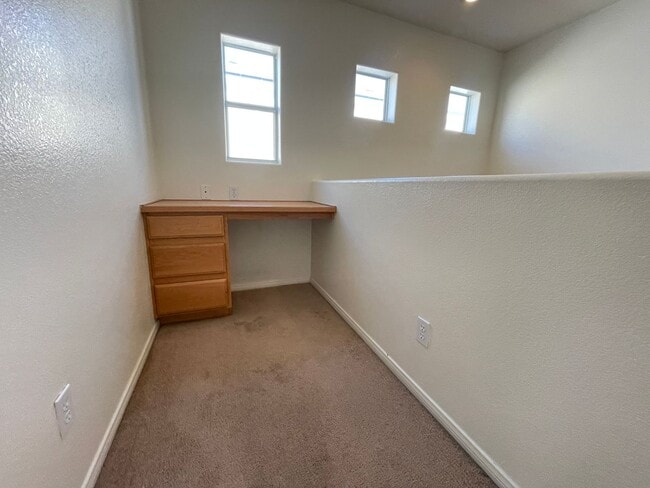 Building Photo - 11144 S Abbeyfield Rose Dr