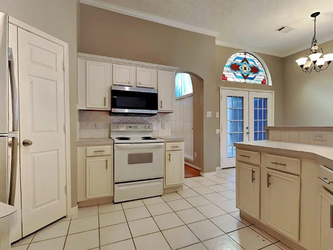 Building Photo - 31307 Baker lane Dr