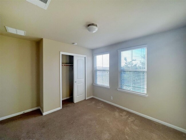 Building Photo - 928 Lost Pines Ln