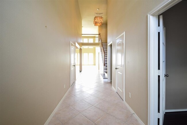 Building Photo - 1326 Laura Hills Ln