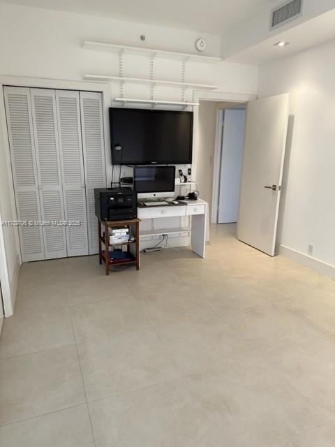 Building Photo - 151 Crandon Blvd