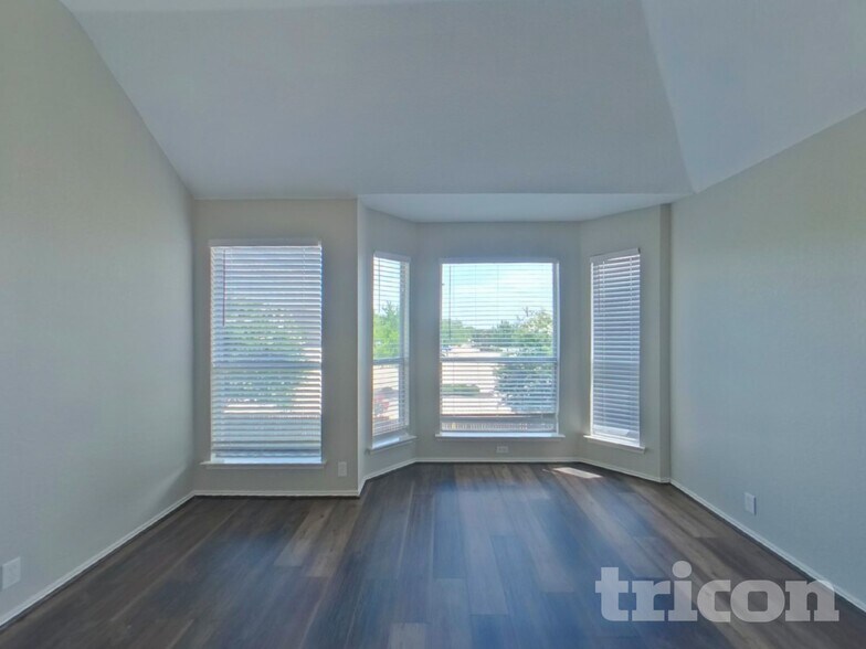 Building Photo - 4504 Vista Meadows Dr