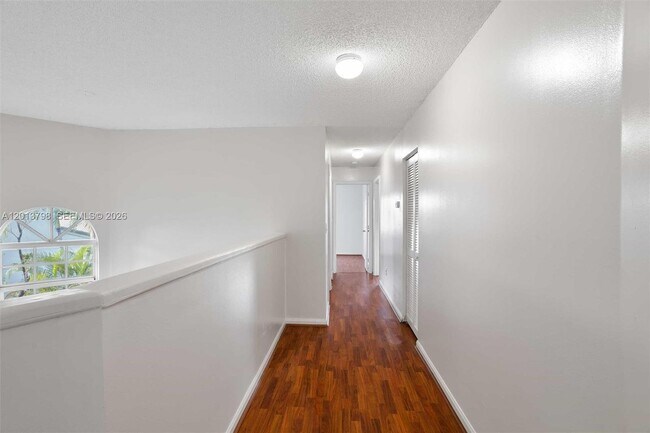 Building Photo - 192 SW 204th Ave