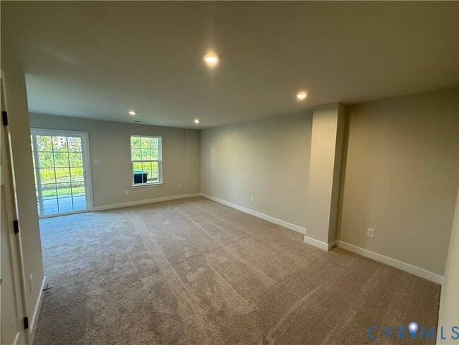 Building Photo - 1013 Arborway Ln