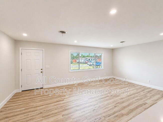 Building Photo - 219 Glen Oak Rd