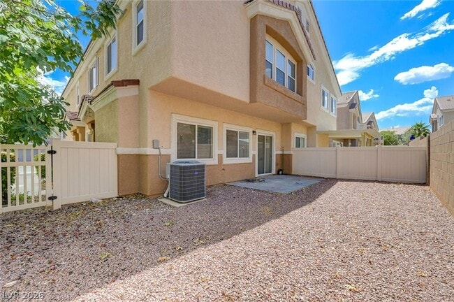 Building Photo - 8744 Traveling Breeze Ave