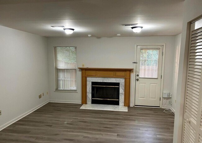 Building Photo - 1711 Vonnies View Ct
