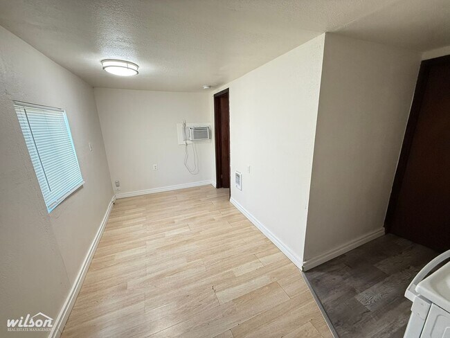 Building Photo - 1531 McKinley Ave