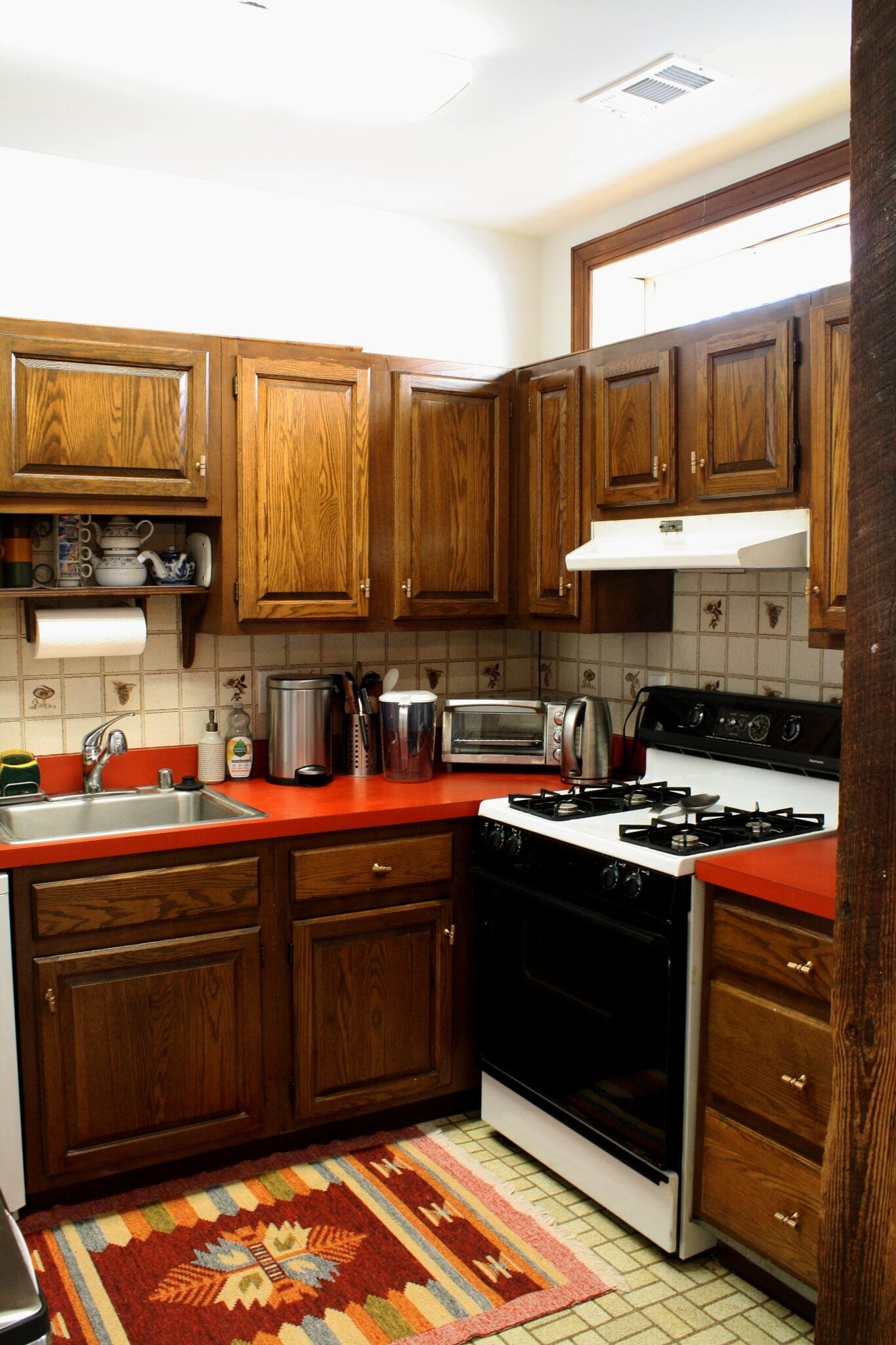 Building Photo - 1400 D St SE