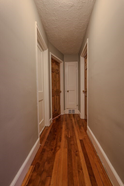 Building Photo - 11 Cragmere Terrace