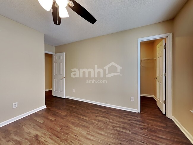 Building Photo - 96 Blue Jasmine Ln