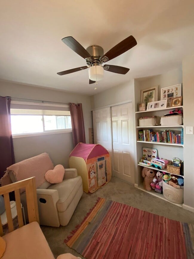Building Photo - Gorgeous, Spacious 3 bed / 1 bath located near Encanto, San Diego!