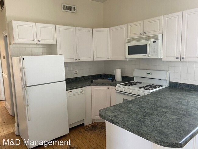 Building Photo - 3740 N Hermitage Ave