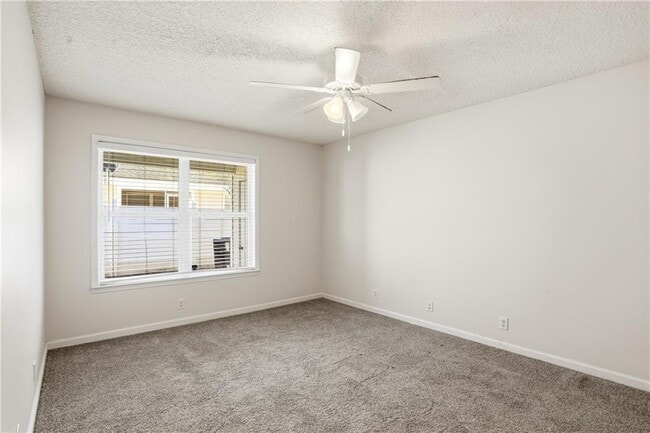 Building Photo - 314 Promise Ln