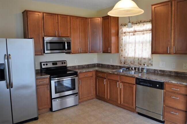 Building Photo - 2724 Winding Creek Ln