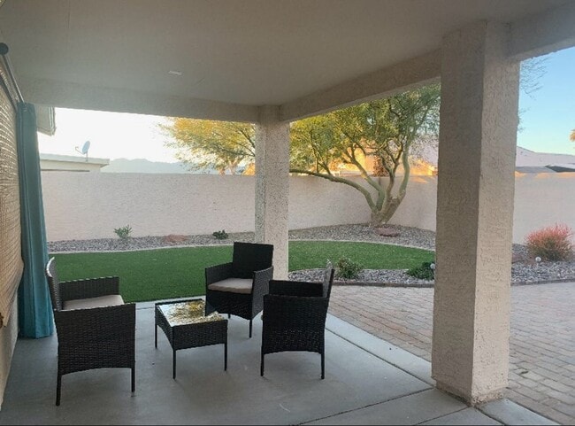 Building Photo - Beautiful Fairway Estates 3-Bed Home with ...