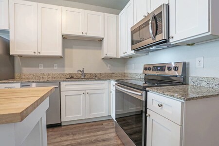 Building Photo - 3323 Brambleton Hill Pl