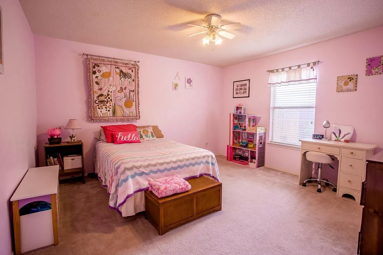 Building Photo - 518 N Juneau Ave