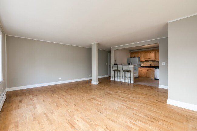 Building Photo - 1328 Webford Ave