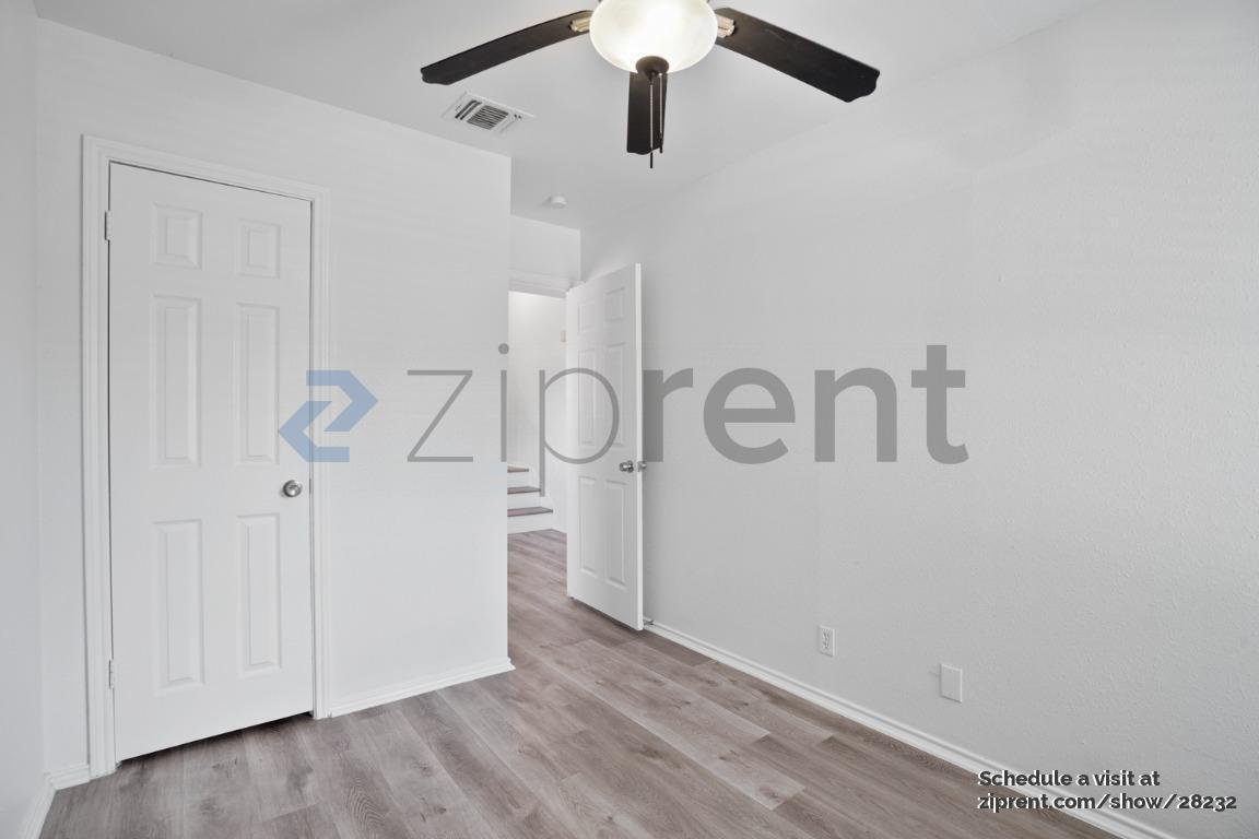 Building Photo - 9830 Sugarloaf Dr