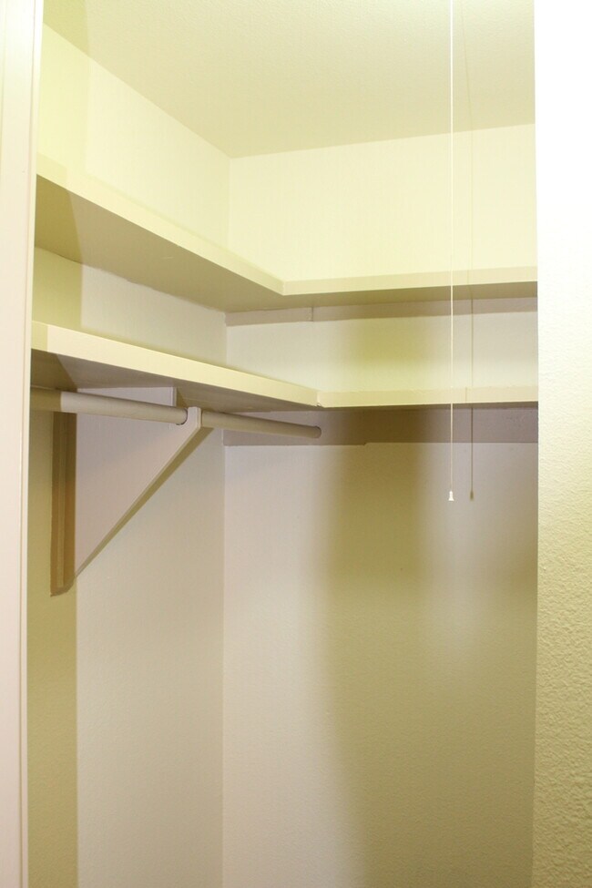 Building Photo - 209-E Eden at Avondale