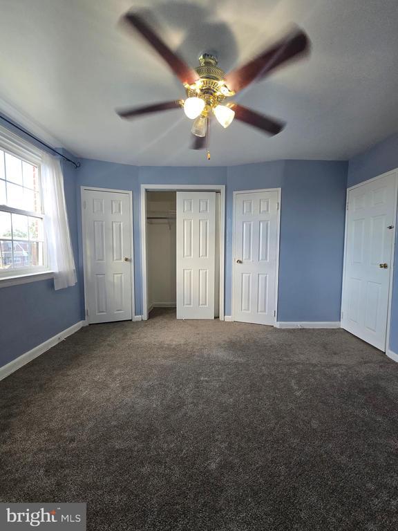 Building Photo - 8729 Ditman St