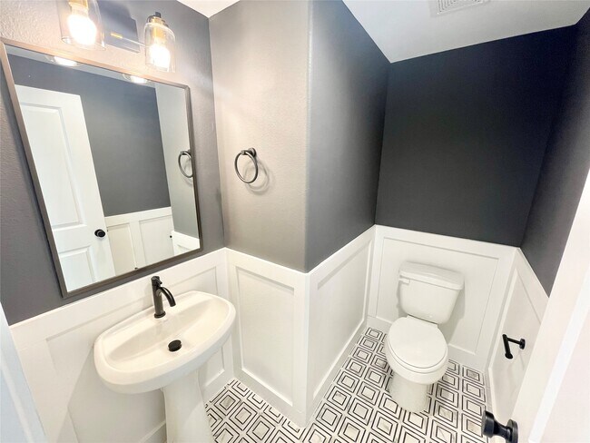 Building Photo - 3716 Creekmont Gardens Ln
