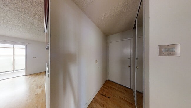 Floorplan - 2028 Dwight Way