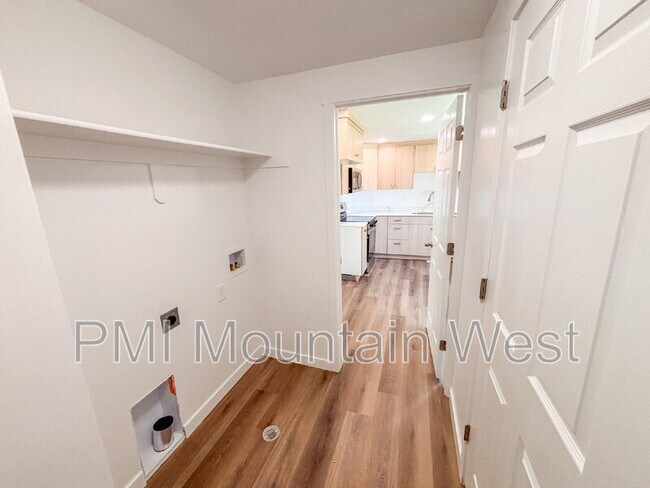 Building Photo - 1356 S 1000 W