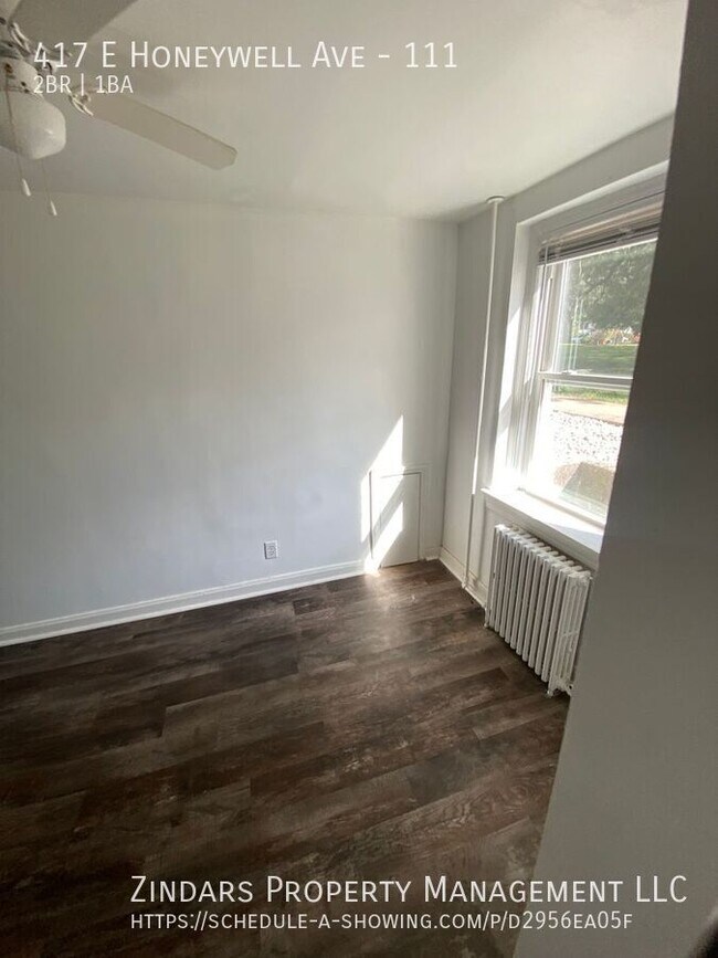 Building Photo - 417 E Honeywell Ave