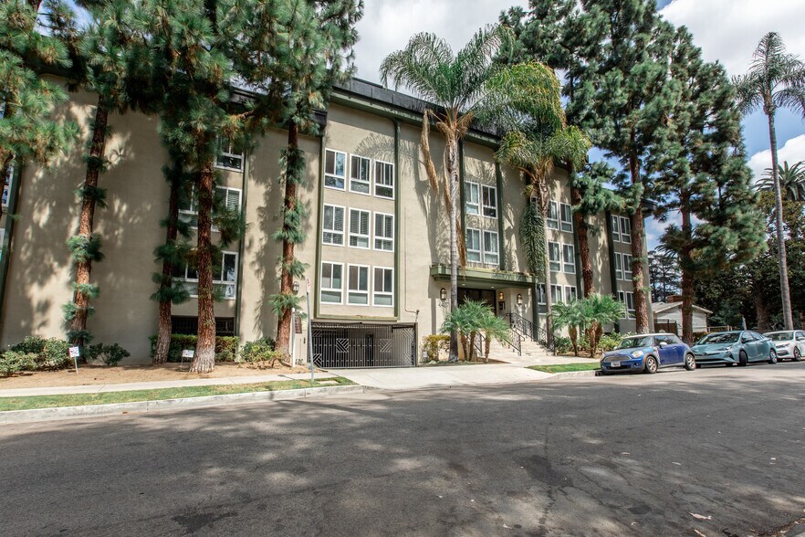 Building Photo - 4407 Francis Ave