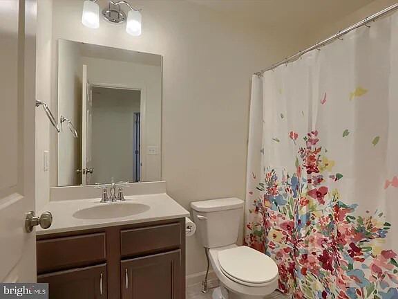 Building Photo - 1730 Fairbank Ln