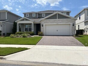 Building Photo - Spacious 5-Bedroom Home for Rent in Lake P...