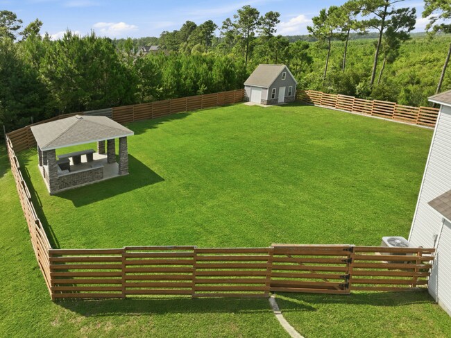 Building Photo - 208 Misty Cove Ct